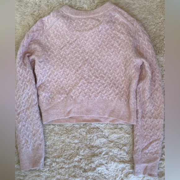 Lululemon Wool Pink Crop Sweater, Cabincore, Whimsigoth, Normcore, Scandi - Picture 2 of 5